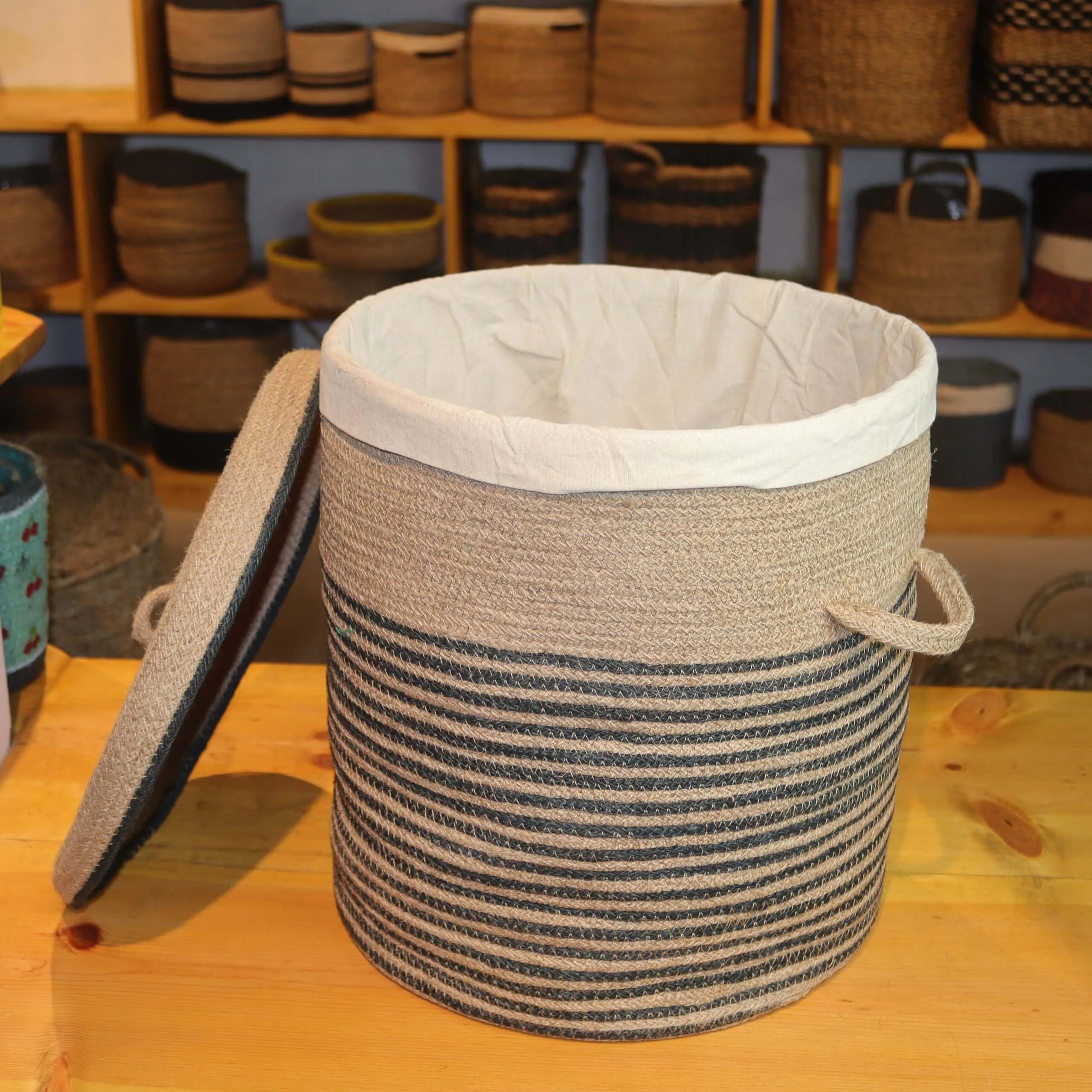 Premium Laundry Basket I JLBL5110 - Image 3